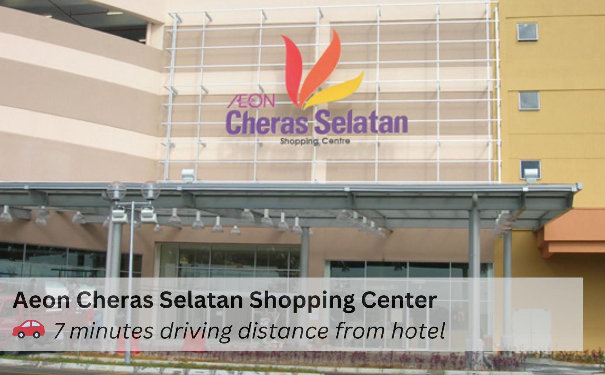 Smile Hotel C180 Cheras Selatan מראה חיצוני תמונה